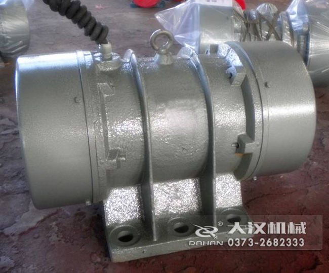 VB振動電機是靠偏心塊的振動而造成的，振動源所以偏心塊的角度和大小是比較重要的。